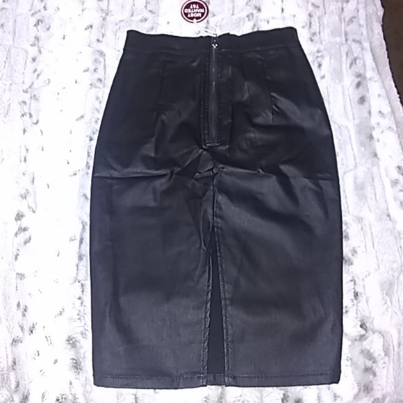 🎉🎊3X〽️HP🎊🎉 NWT Faux Leather Pencil Skirt - Picture 4 of 8